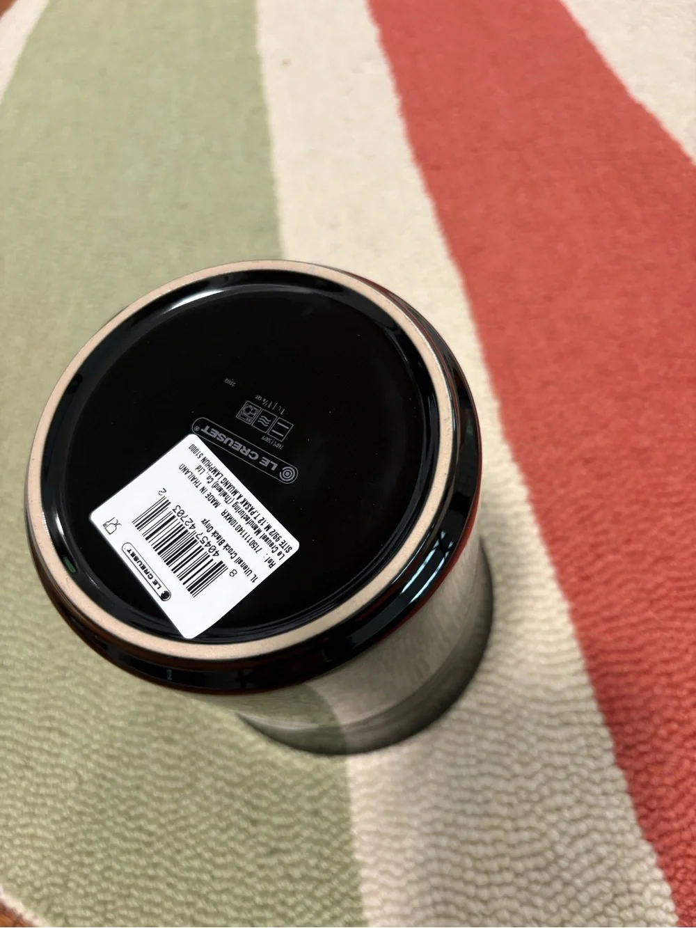 Le Creuset add striking